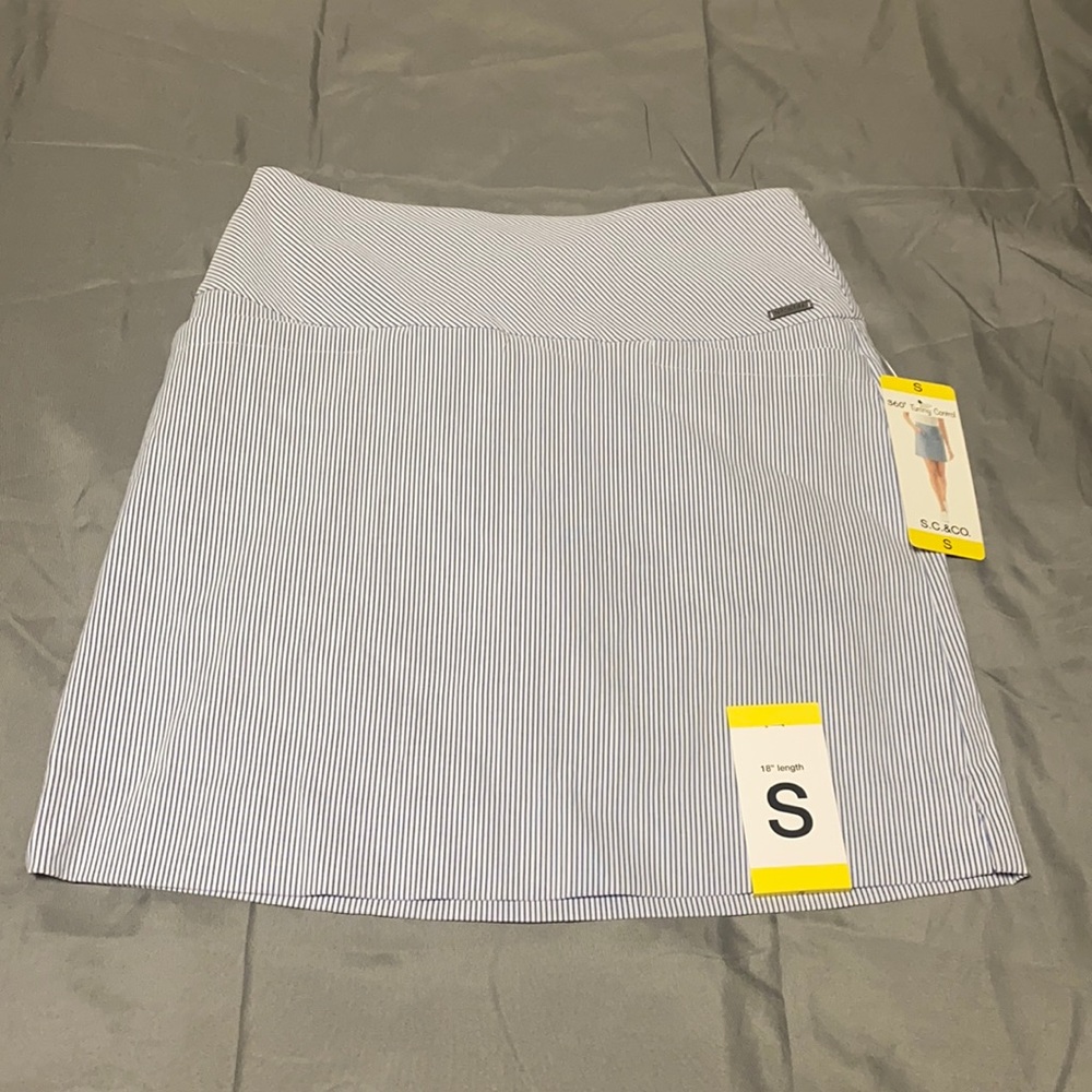 NWT S.C. & CO. Tummy Control Striped Athletic/Golf Skirt with Built in Short